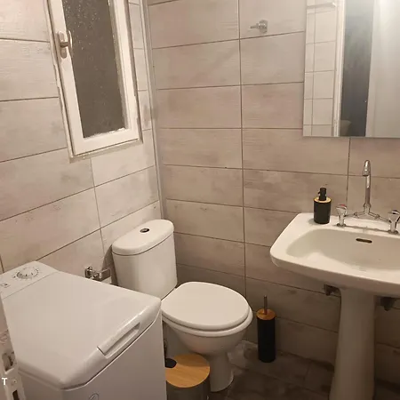 Crystal Cannon Apartment *