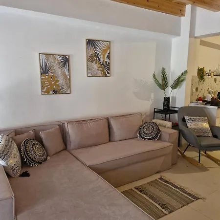 Holiday home Ivoni Family House Perivolion