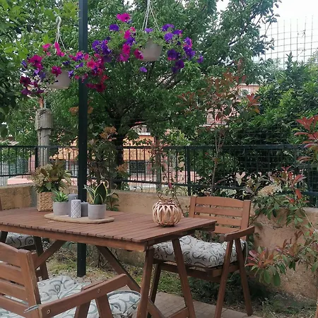 S&g House Apartment Alepou