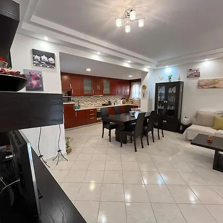 Riviera House Apartment