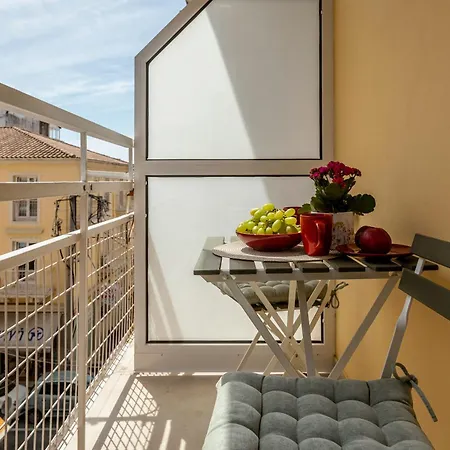 Chrysallida Downtown Apartment