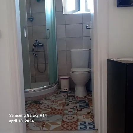 Apartment Acharavi *