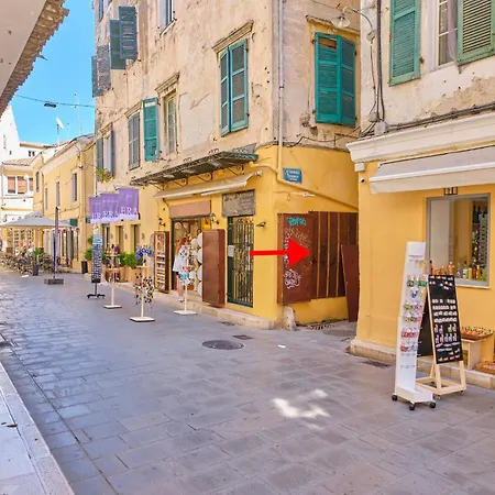 Paradosiakon Corfu Town Apartment *
