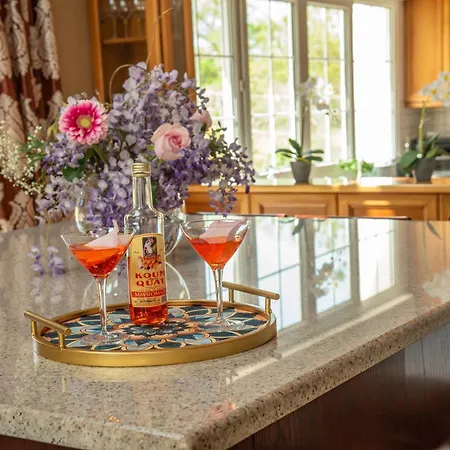 Martini Apartment *