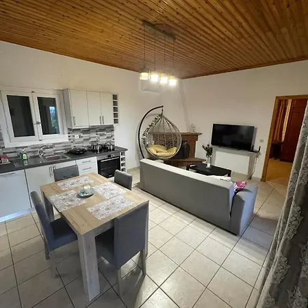 Helenik House * Halikounas