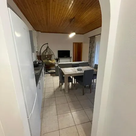 Helenik House * Halikounas