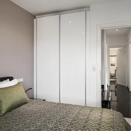Euphoria Seaview Residences With Shared Pool By Konnect Apartment Gouvia