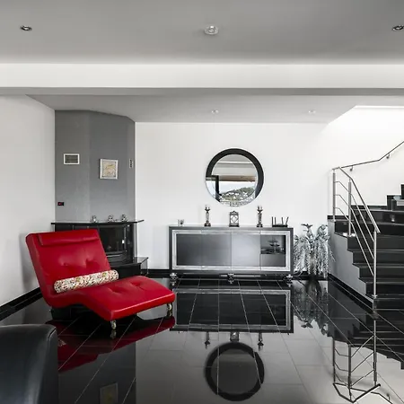 Apartment Euphoria Seaview Residences With Shared Pool By Konnect *