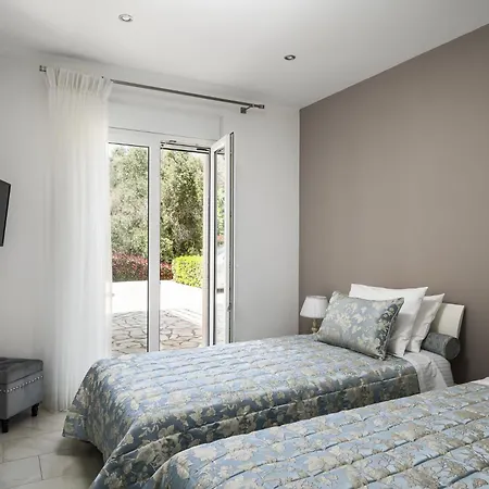Euphoria Seaview Residences With Shared Pool By Konnect Apartment