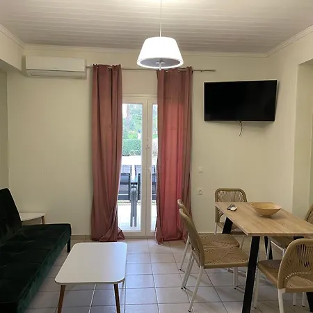 Mythos Apts Rentit * Agios Stefanos Avliotes (Corfu)