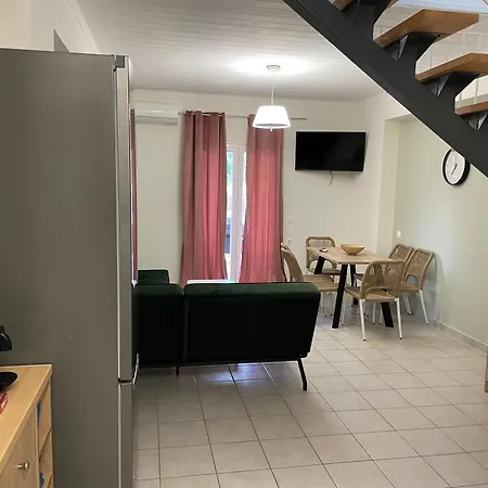 Aparthotel Mythos Apts Rentit *