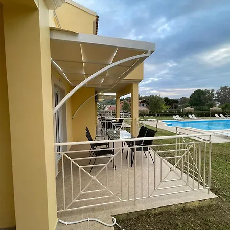 Aparthotel Mythos Apts Rentit Agios Stefanos Avliotes (Corfu)