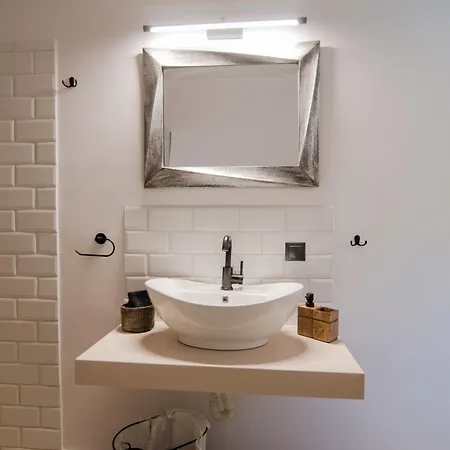 Armoniahousesuites Peritheia