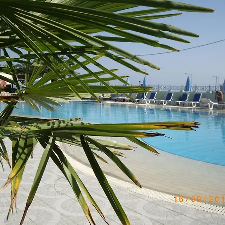 Aparthotel Ninos On The 2*