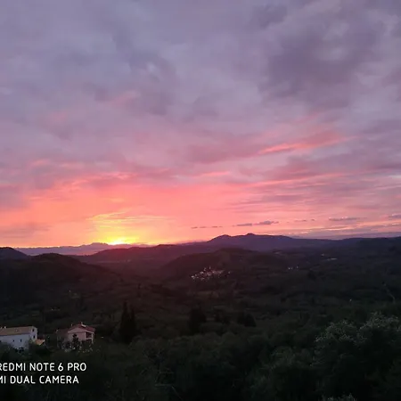 Billy's Breathtaking View Cozy Kato Pavliana