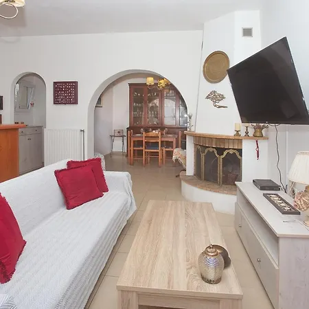 Holiday home Eleni's House By Corfuescapes *