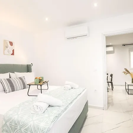 Apartamento Arieni Places *