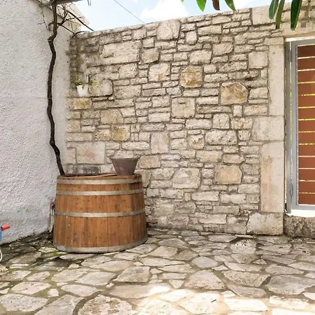 Holiday home Andromachi Escape!