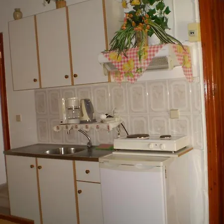 Sofia Margarita's Inn 2*