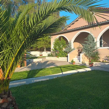 Thanos Villa
