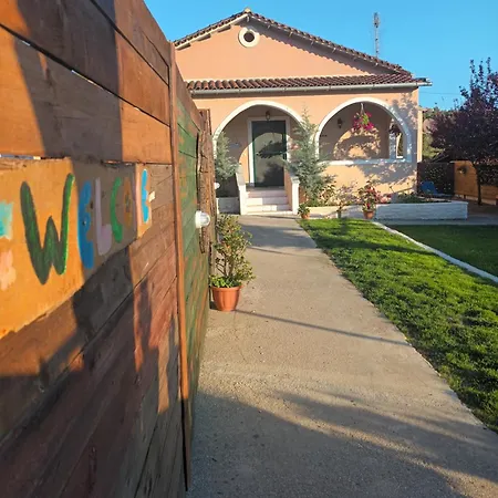 Villa Thanos