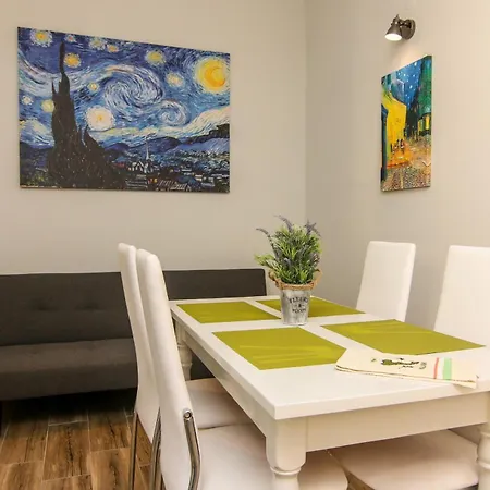 Frosso Bay Apartment *