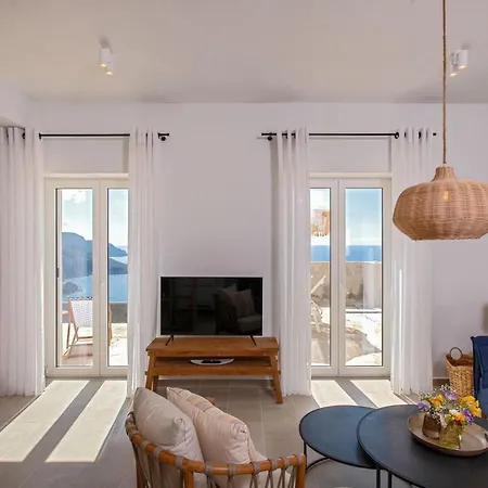 Villa Thea Mare Levantes By Posarellivillas
