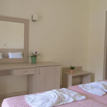 Alkyon Hotel 3*