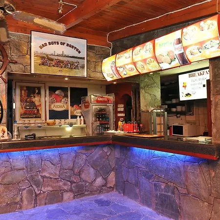 Charlies Venus Aparthotel Roda (Corfu)