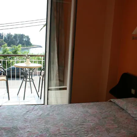 Hotel Aegli 2*