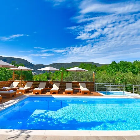 The Stone Villas Holiday home *