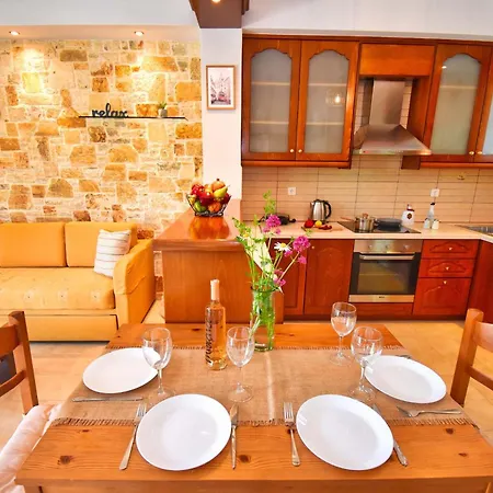 The Stone Villas Holiday home Ano Korakiana