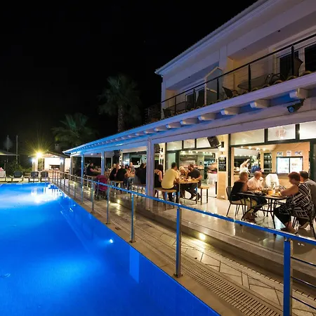 Plaza Hotel 3*
