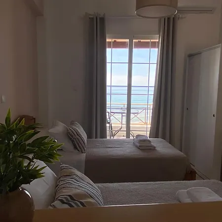 Nereides Aparthotel