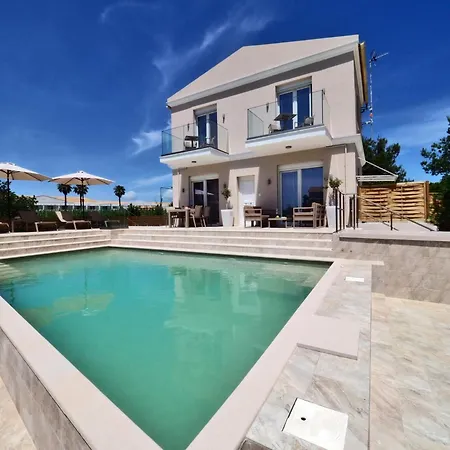 Villa Thalia By Vintage Travel Agios Georgios (Corfu)