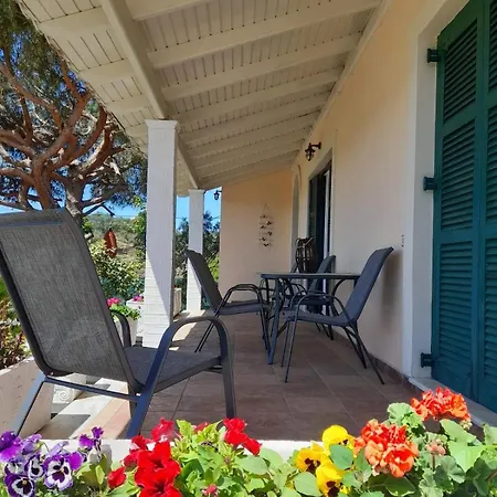 Apartment Helenik House Halikounas