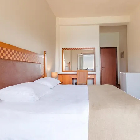 Apollon Hotel 2*