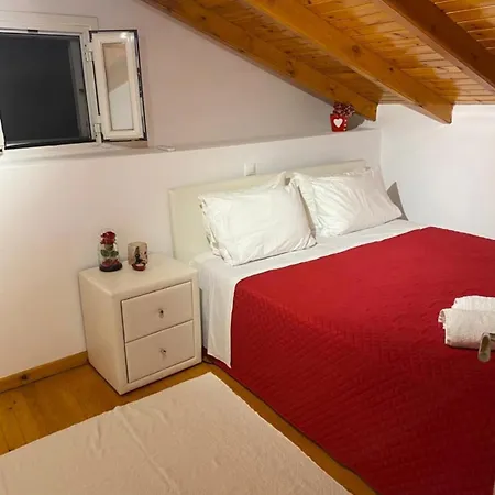 Lori House In Corfu. Feel Like Your Skriperon