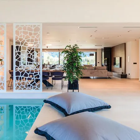 Villa Serenissima By Posarellivillas Acharavi (Corfu)