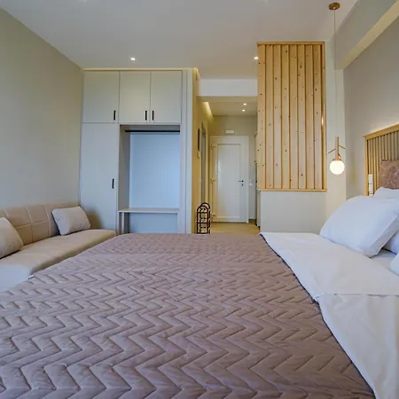 Elias & Vasili House Hotel