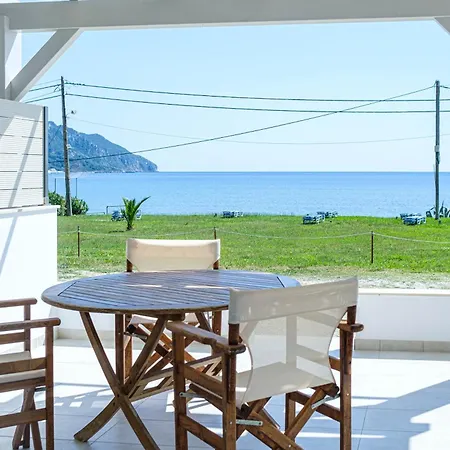 Hotel Elias & Vasili House 2*