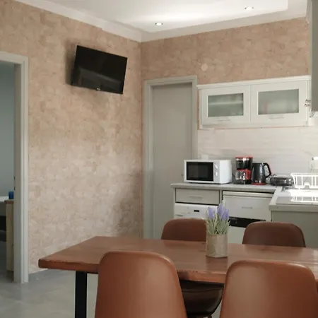 Pyrgi House, Corfu Apartment Ipsos
