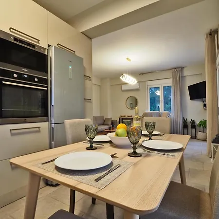 Villa Thalia By Vintage Travel