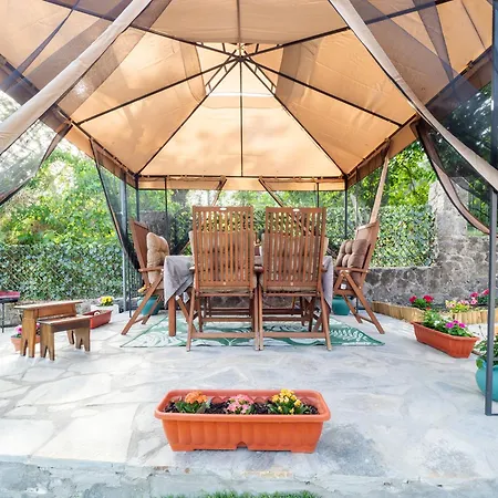 Villa Theodore *
