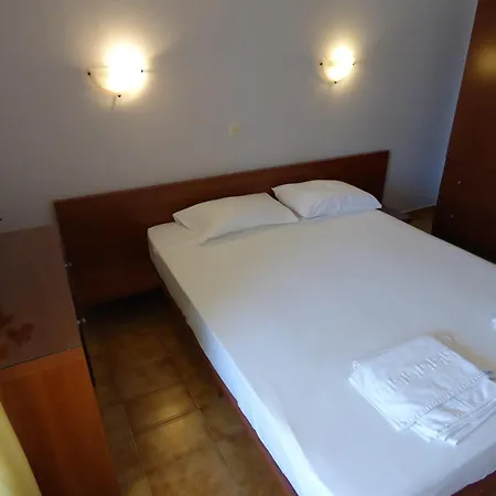 Sofia 3*