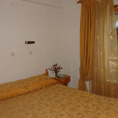 Prasoudopetra Aparthotel *