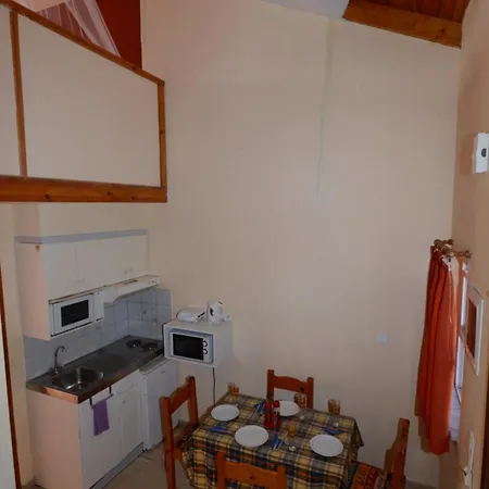 Aparthotel Charlies Venus 3*