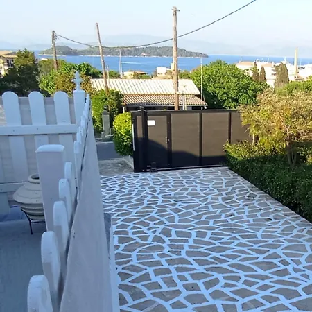 Summer House In Corfu Town Apartment Mantouki