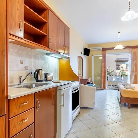 Apartment Kosmos St3 In Agios Stefanos *
