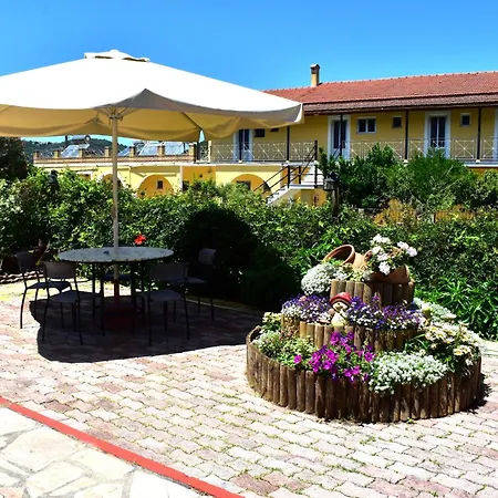 Kostas Apartment *